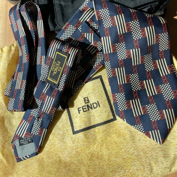 FENDI vintage necktie 👔